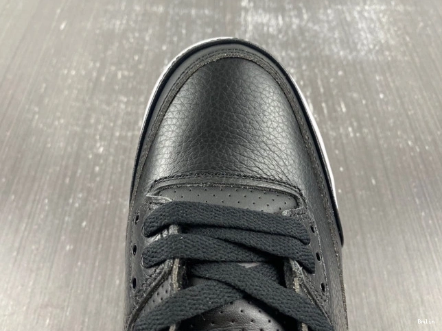 Bmlin 3 Retro Jordan (2016) 136064-020 Cyber Monday 0819